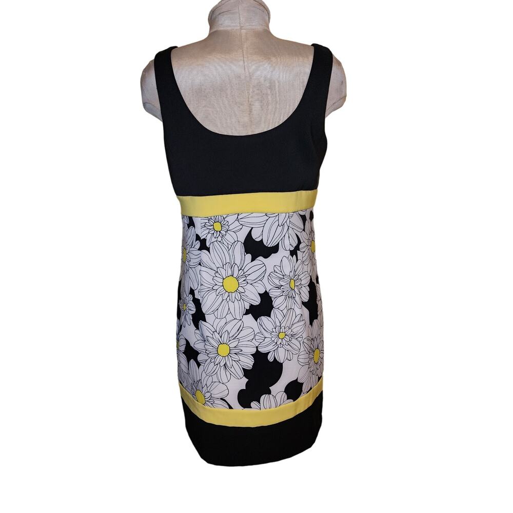 Ronni Nicole Daisy floral Dress Sleeveless Size 10